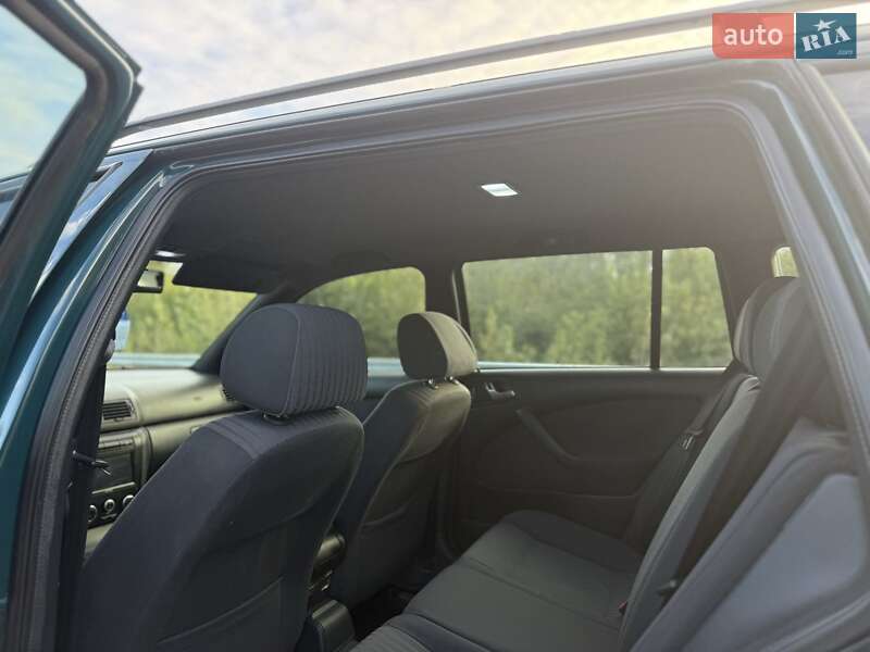 Універсал Skoda Octavia 2001 в Чернівцях