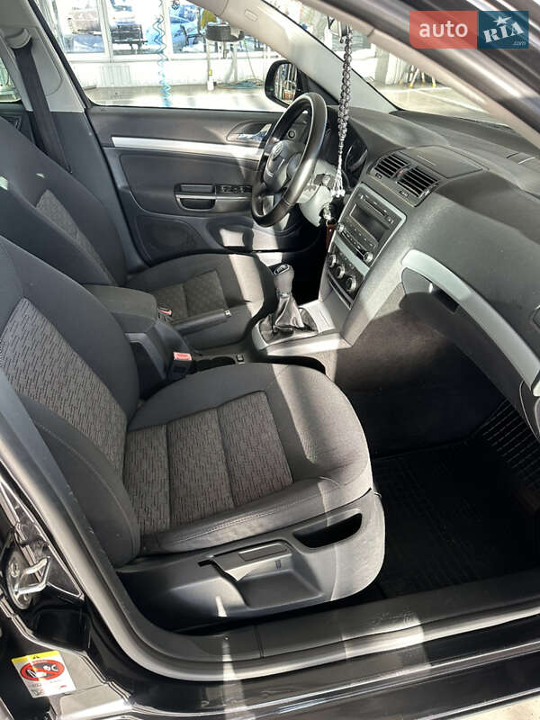 Универсал Skoda Octavia 2010 в Николаеве