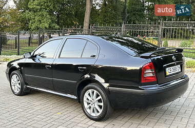 Лифтбек Skoda Octavia 2009 в 