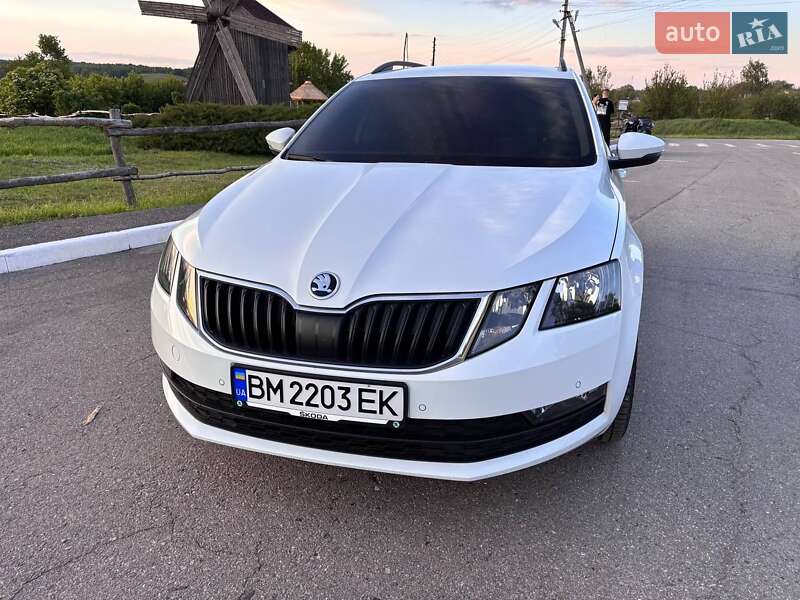 Універсал Skoda Octavia 2018 в Ромнах