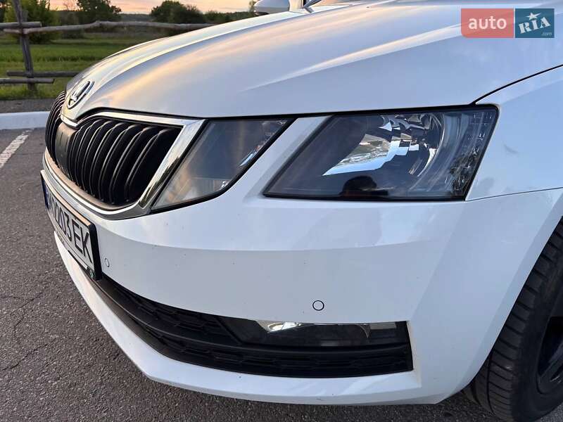 Універсал Skoda Octavia 2018 в Ромнах