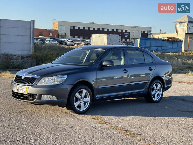 Лифтбек Skoda Octavia 2010 в 