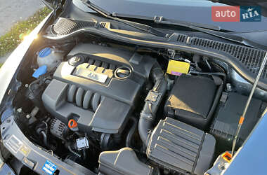 Лифтбек Skoda Octavia 2010 в 