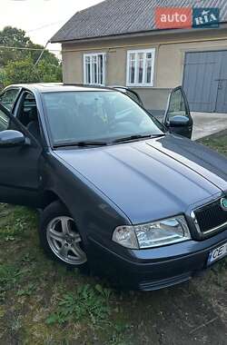 Лифтбек Skoda Octavia 2009 в Кельменцах
