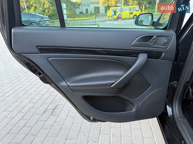 Универсал Skoda Octavia 2011 в Ровно
