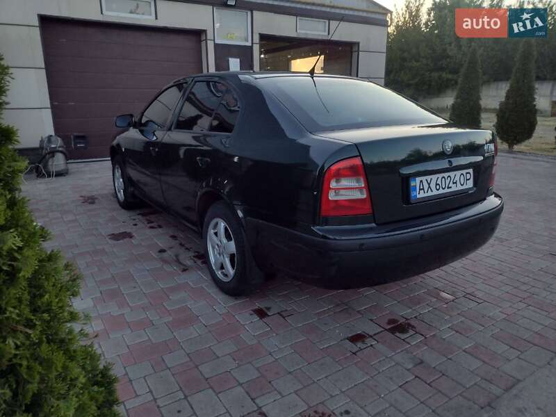 Лифтбек Skoda Octavia 2005 в Павлограде