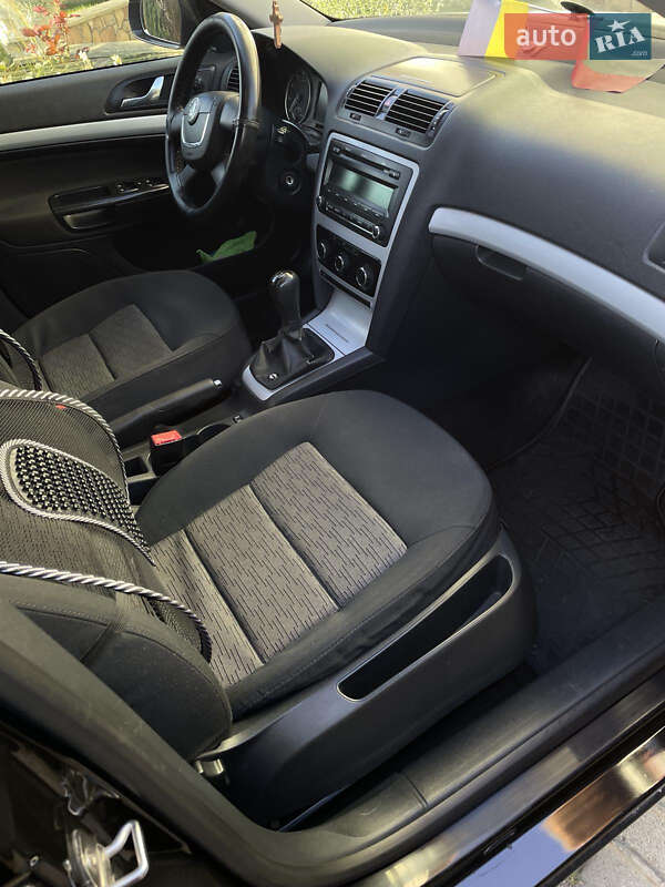 Лифтбек Skoda Octavia 2010 в Тернополе