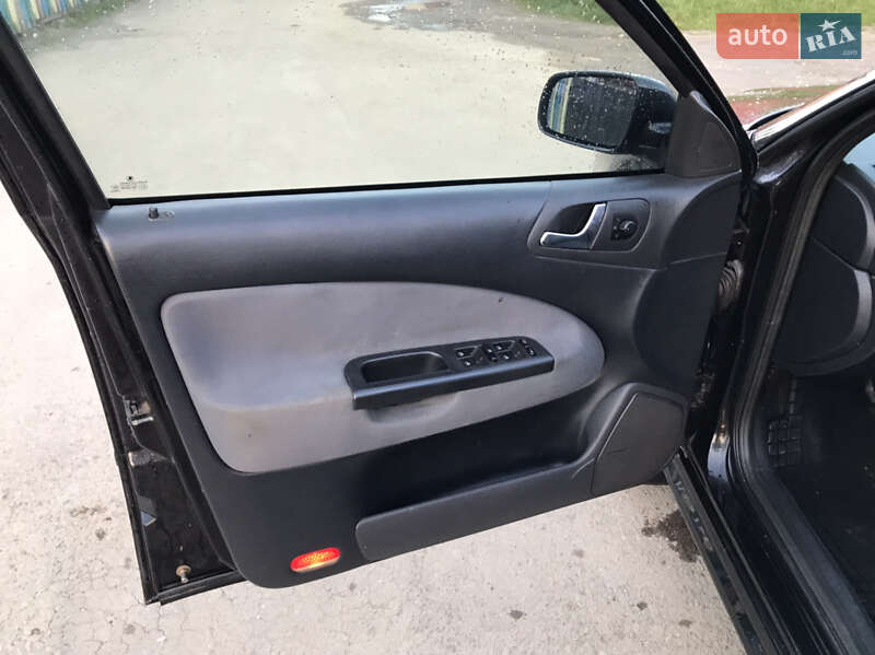 Лифтбек Skoda Octavia 2005 в Ивано-Франковске
