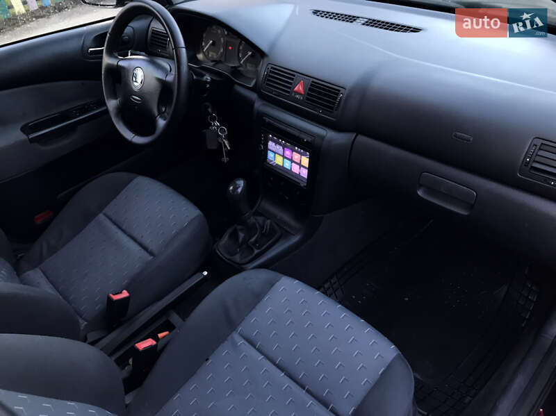 Лифтбек Skoda Octavia 2005 в Ивано-Франковске
