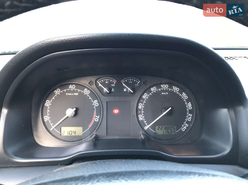 Лифтбек Skoda Octavia 2005 в Ивано-Франковске