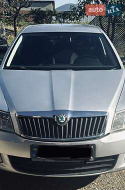 Лифтбек Skoda Octavia 2011 в 