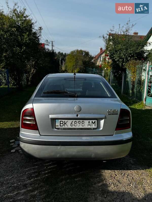 Універсал Skoda Octavia 2008 в Рівному