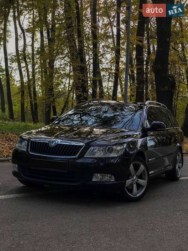 Универсал Skoda Octavia 2011 в Черновцах