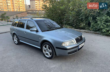 Универсал Skoda Octavia 2002 в 