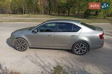 Лифтбек Skoda Octavia 2016 в Желтых Водах