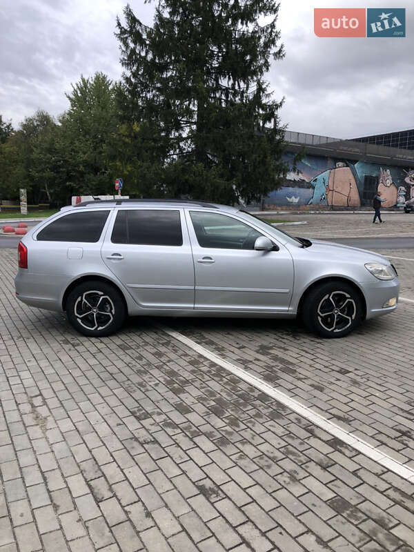 Універсал Skoda Octavia 2010 в Цумані