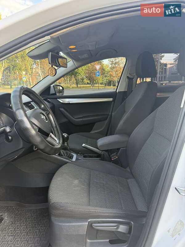 Лифтбек Skoda Octavia 2016 в Запорожье