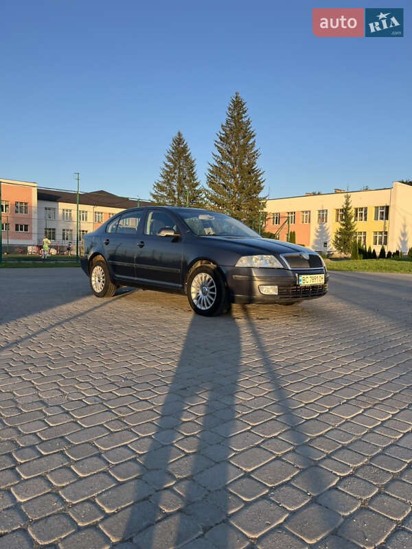 Лифтбек Skoda Octavia 2008 в Самборе