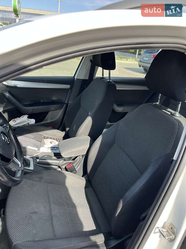 Універсал Skoda Octavia 2017 в Івано-Франківську