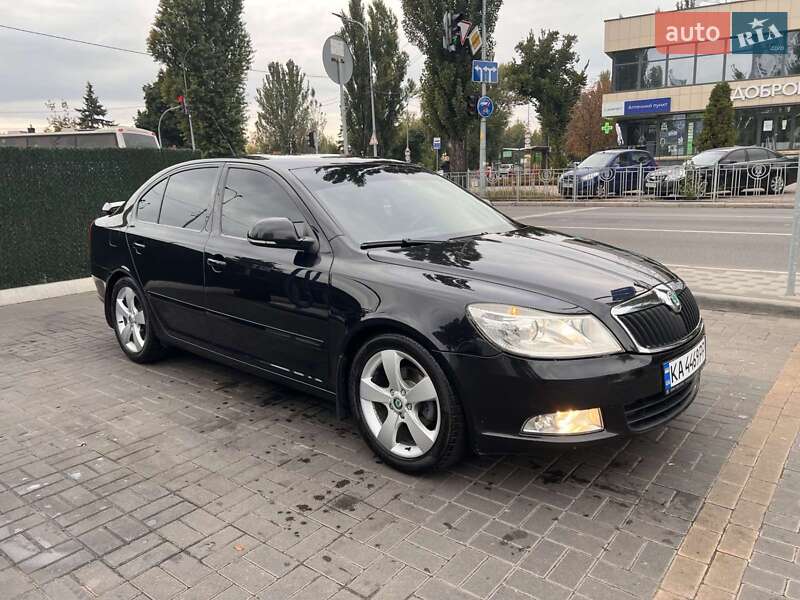 Ліфтбек Skoda Octavia 2010 в Києві