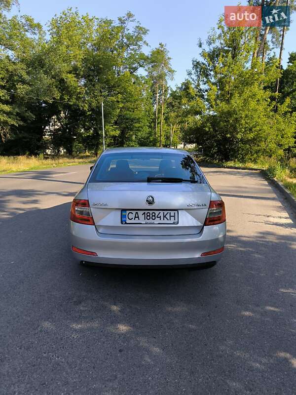 Лифтбек Skoda Octavia 2013 в Черкассах