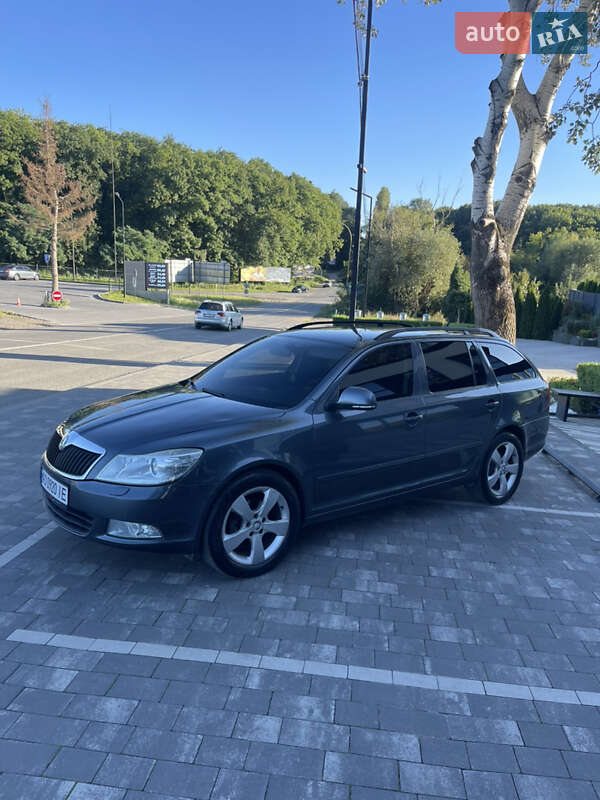 Универсал Skoda Octavia 2011 в Ужгороде