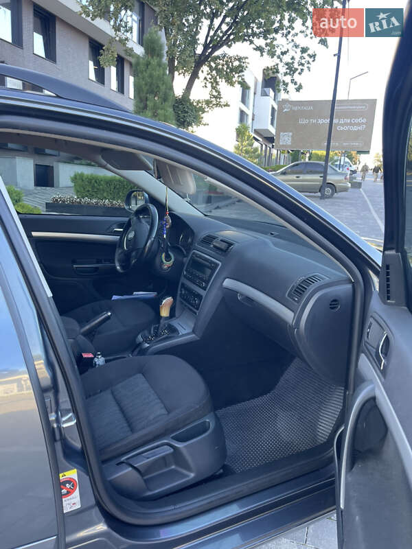 Универсал Skoda Octavia 2011 в Ужгороде