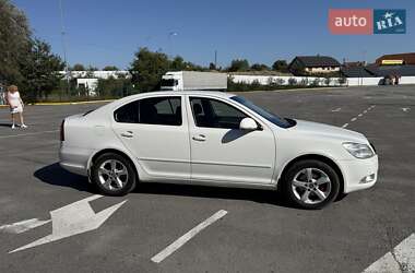Лифтбек Skoda Octavia 2011 в 