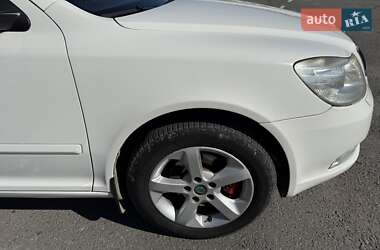 Лифтбек Skoda Octavia 2011 в 