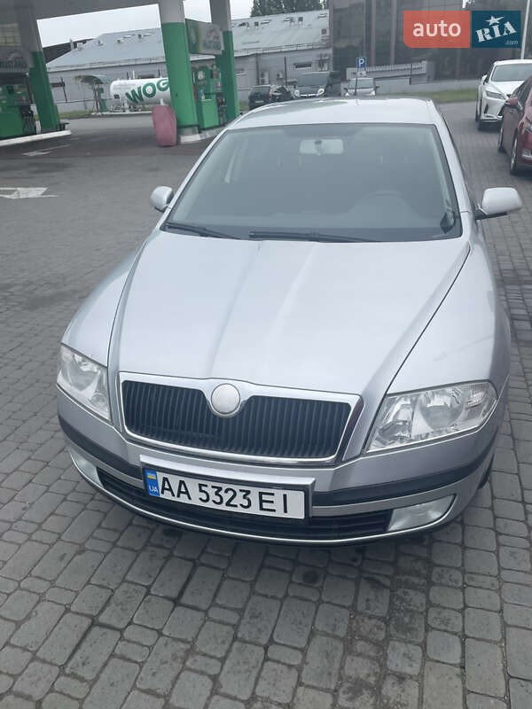 Лифтбек Skoda Octavia 2008 в 