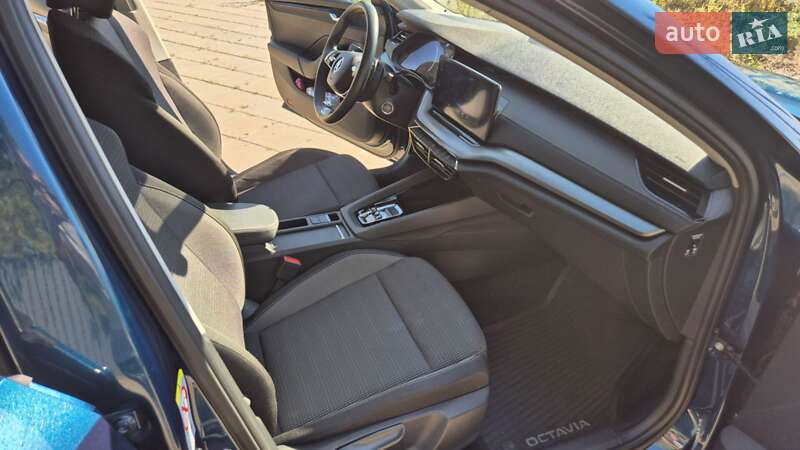 Лифтбек Skoda Octavia 2022 в Киеве