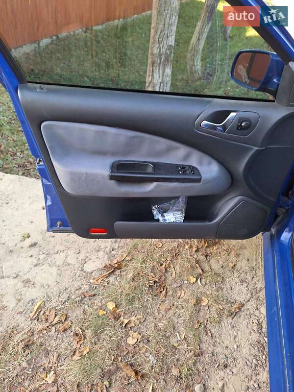 Ліфтбек Skoda Octavia 2001 в Снятині