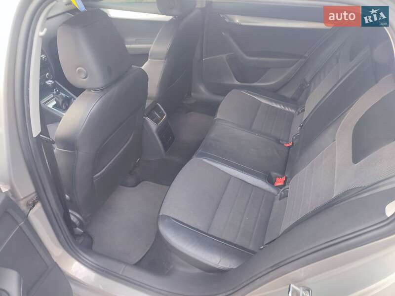 Универсал Skoda Octavia 2013 в Ирпене
