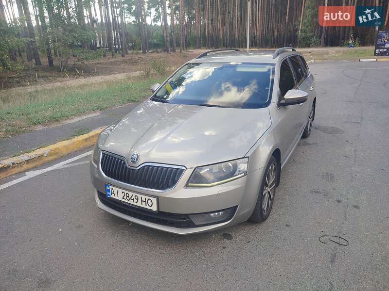 Универсал Skoda Octavia 2013 в Ирпене