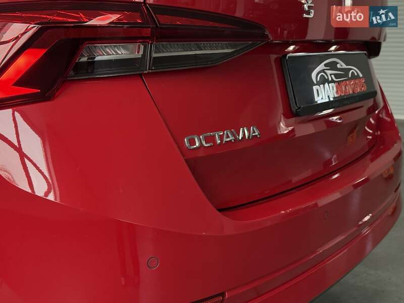 Универсал Skoda Octavia 2021 в Полтаве