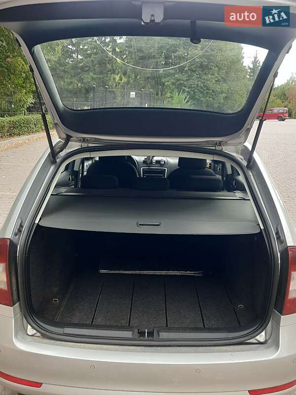 Универсал Skoda Octavia 2009 в Миргороде