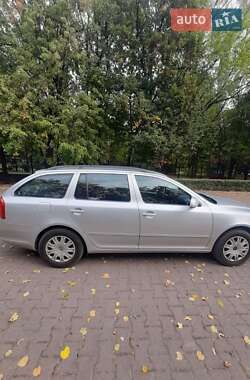 Универсал Skoda Octavia 2009 в 