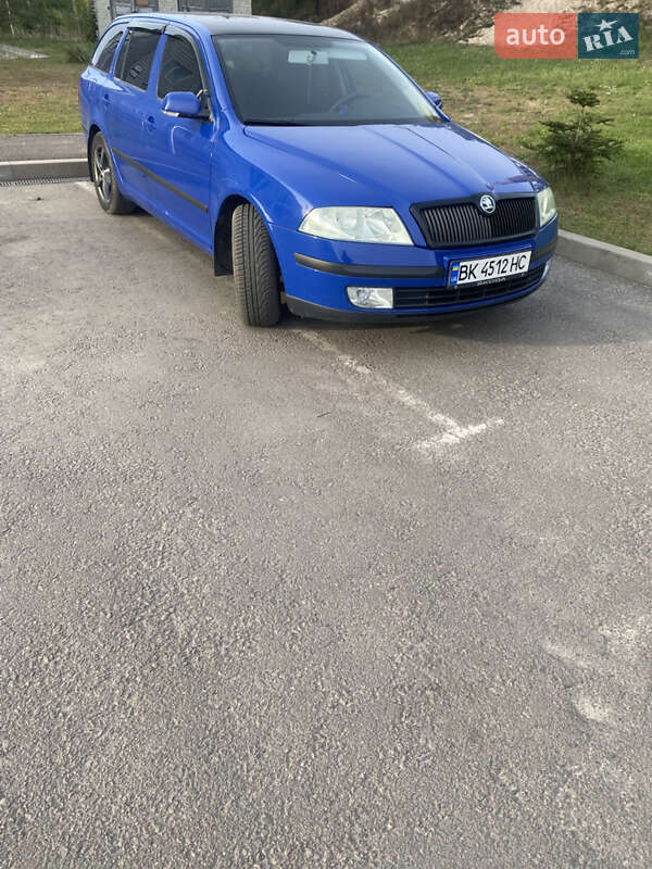 Універсал Skoda Octavia 2006 в Сарнах