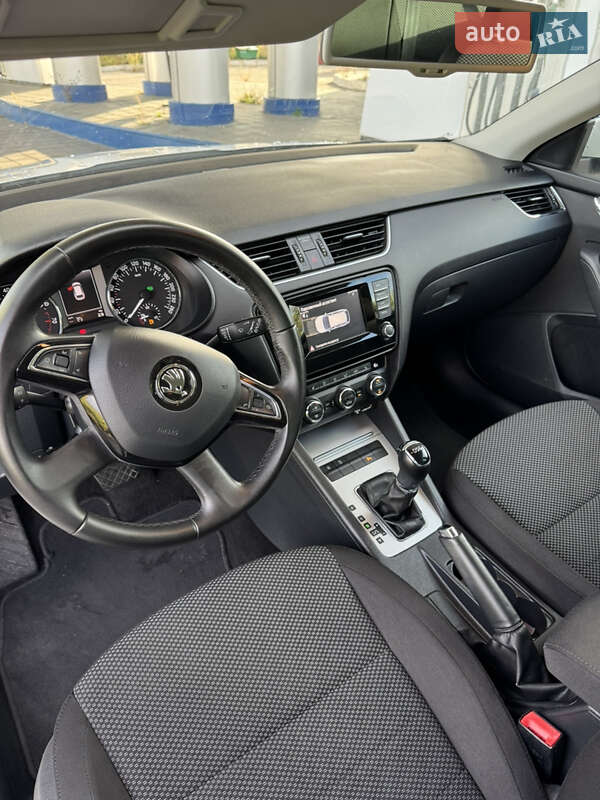 Универсал Skoda Octavia 2014 в Великой Багачке фото 12 Универсал Skoda Octavia 2014 в Великой Багачке