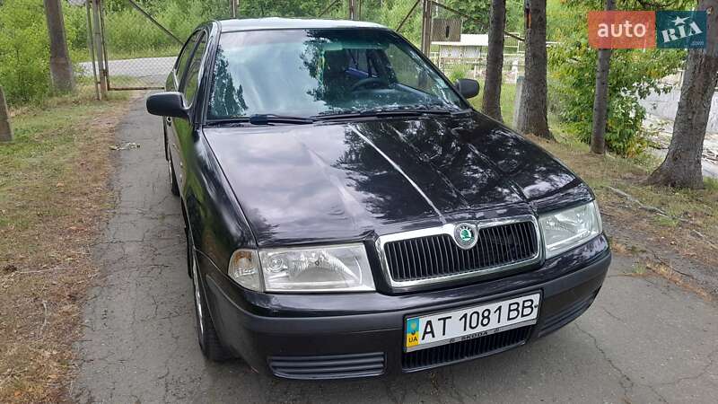 Лифтбек Skoda Octavia 2004 в Калуше