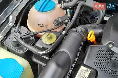 Лифтбек Skoda Octavia 2004 в 