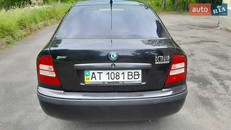 Лифтбек Skoda Octavia 2004 в Калуше