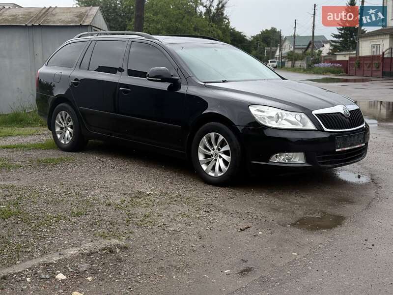 Универсал Skoda Octavia 2012 в 