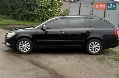Универсал Skoda Octavia 2012 в 