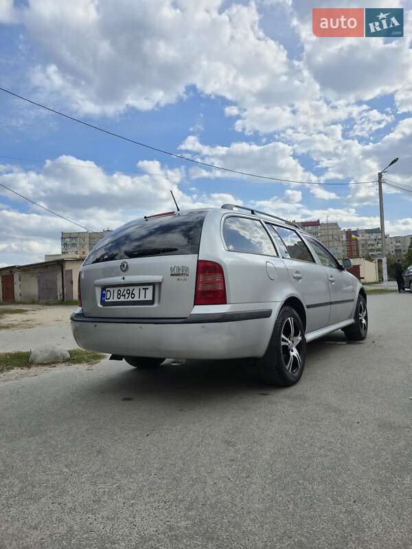 Универсал Skoda Octavia 2001 в Харькове