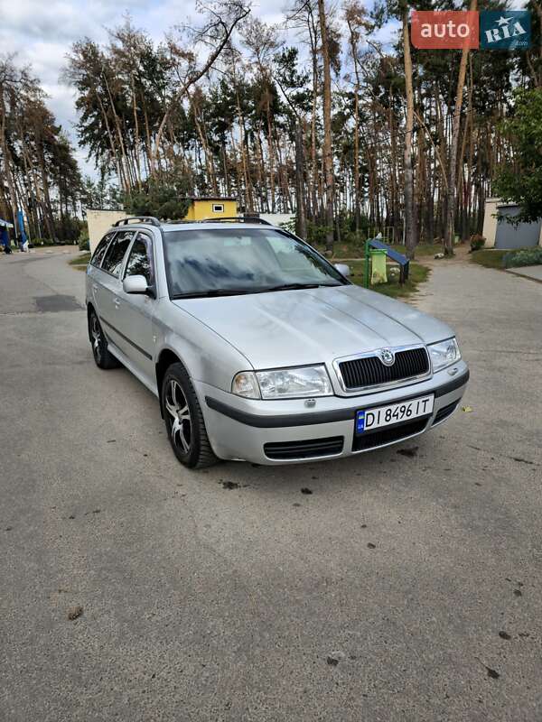 Универсал Skoda Octavia 2001 в Харькове