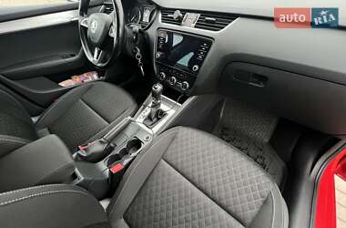 Універсал Skoda Octavia 2017 в  фото 17 Універсал Skoda Octavia 2017 в