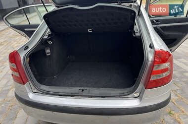 Лифтбек Skoda Octavia 2006 в 