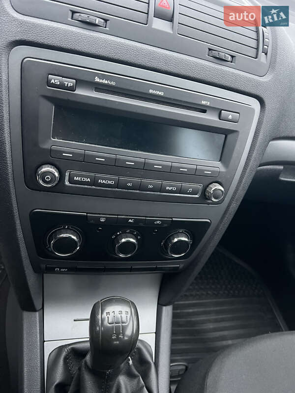 Лифтбек Skoda Octavia 2012 в Львове