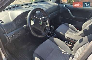 Лифтбек Skoda Octavia 2006 в 